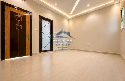Apartment - 1 - 2 for rent in Al Qubaisat - Al Mushrif - Abu Dhabi Apartment - 1 - 2 for rent in Al Qubaisat - Al Mushrif - Abu Dhabi