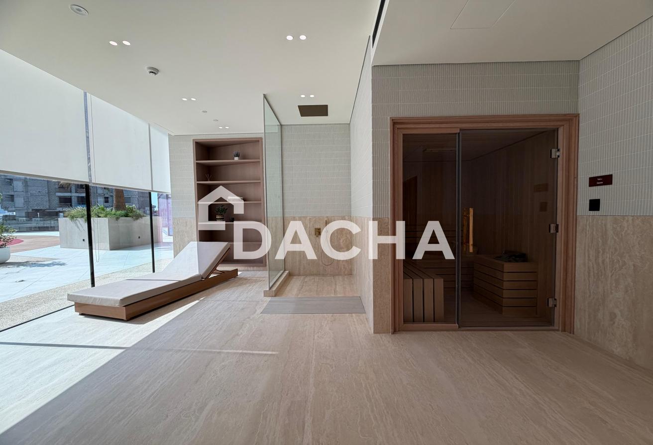 Huge Layout | High Floor | Bright Unit photo 18