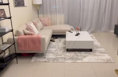 Apartment - 1 Bedroom - 2 Bathrooms for rent in Ocean Heights - Dubai Marina - Dubai