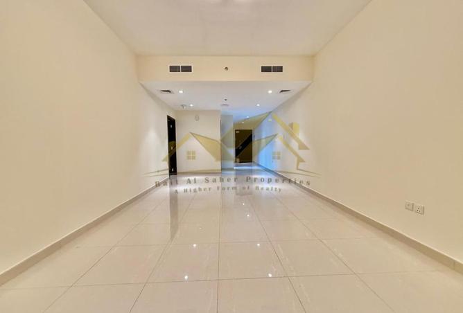 Near metro 1bhk 1060 actual size only 87k offer