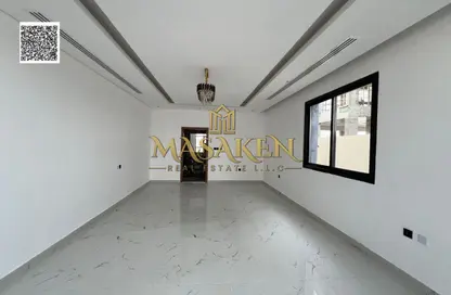 فيلا - 5 غرف نوم - 7 حمامات للايجار في الحليو 2 - الحليو - عجمان