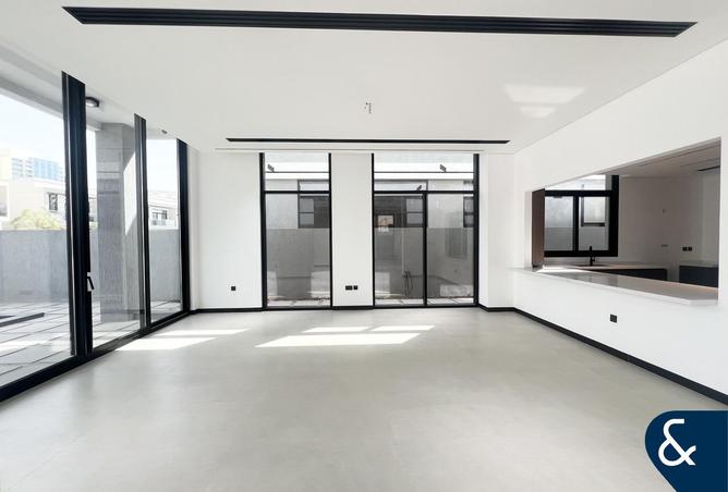 54384525 - Property Image 2