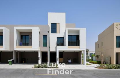 Townhouse - 4 - 4 for sale in Bliss 2 - Arabian Ranches 3 - Dubai Townhouse - 4 - 4 for sale in Bliss 2 - Arabian Ranches 3 - Dubai