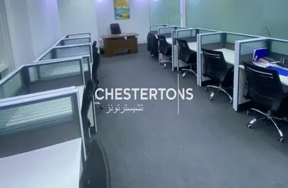 مكتب - استوديو للايجار في برج لطيفة - شارع الشيخ زايد - دبي