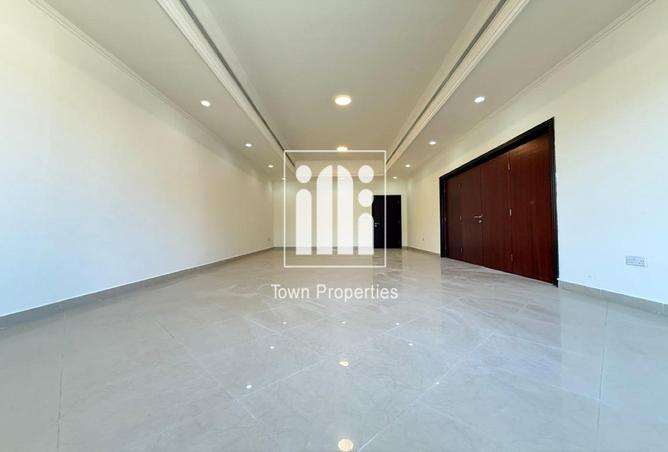 123358902 - Property Image 3