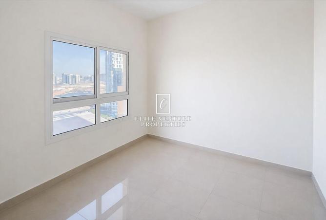 74618467 - Property Image 3