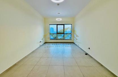 Apartment - 2 - 3 for rent in Jumeirah Garden City - Al Satwa - Dubai