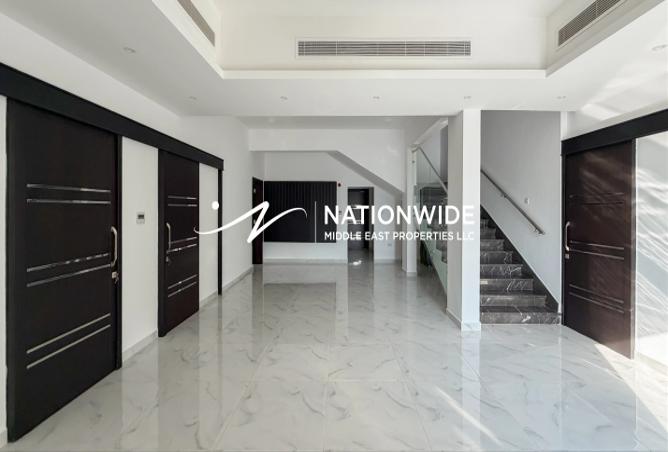 5-bed villa in Lea — photo 2