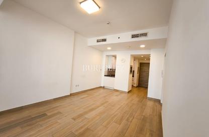 Apartment - 1 - 2 for rent in Bloom Towers C - Bloom Towers - District 10 - Jumeirah Village Circle - Dubai Apartment - 1 - 2 for rent in Bloom Towers C - Bloom Towers - District 10 - Jumeirah Village Circle - Dubai