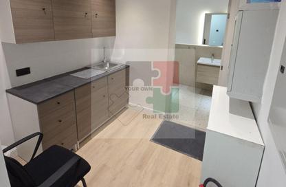 Business Centre - Studio - 7 Bathrooms for rent in The Bay View - Business Bay - Dubai