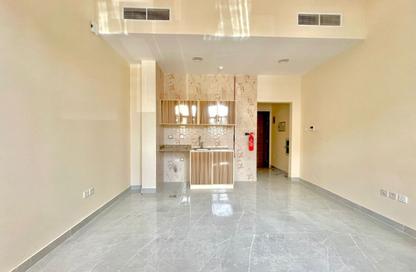 Apartment - Studio - 1 for rent in Muwailih Building - Muwaileh - Sharjah
