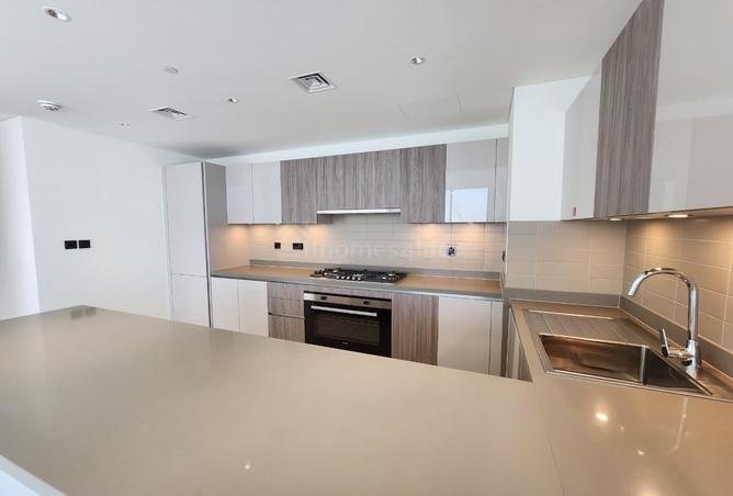 81112027 - Property Image 2