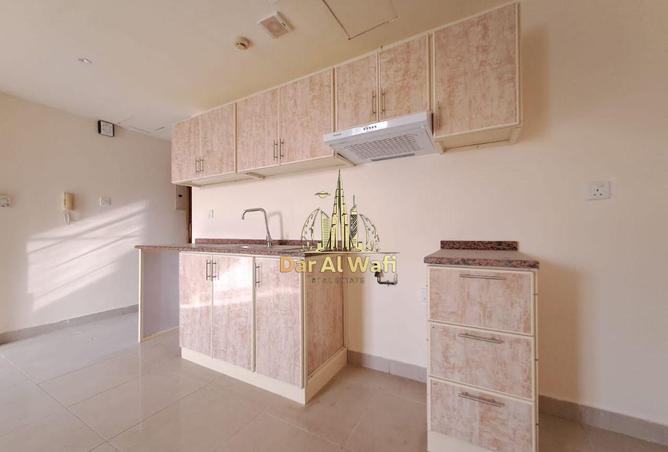 67430660 - Property Image 2