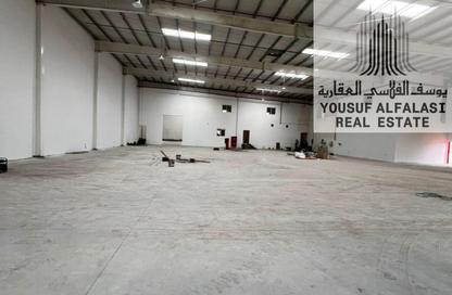 Warehouse - Studio - 2 Bathrooms for rent in Umm Dir - Umm Al Quwain