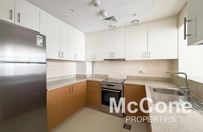 Apartment - 1 Bedroom - 2 Bathrooms for rent in Boulevard Crescent Tower 1 - BLVD Crescent - Downtown Dubai - Dubai Apartment - 1 Bedroom - 2 Bathrooms for rent in Boulevard Crescent Tower 1 - BLVD Crescent - Downtown Dubai - Dubai