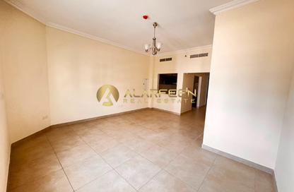 Apartment - 1 - 2 for rent in Plaza Residences 2 - Plaza Residences - District 13 - Jumeirah Village Circle - Dubai