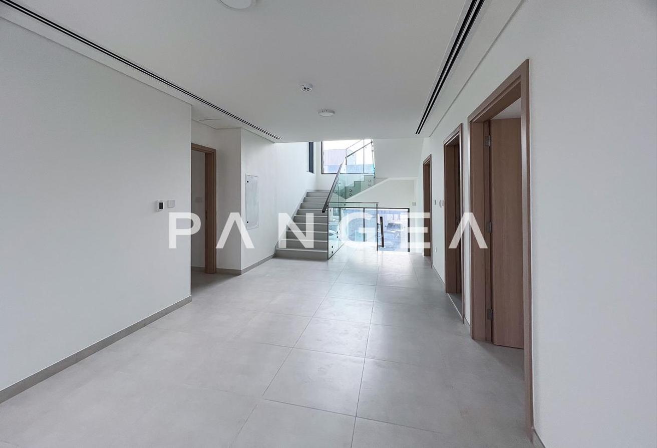 On Park | Corner Plot | Standalone photo 11