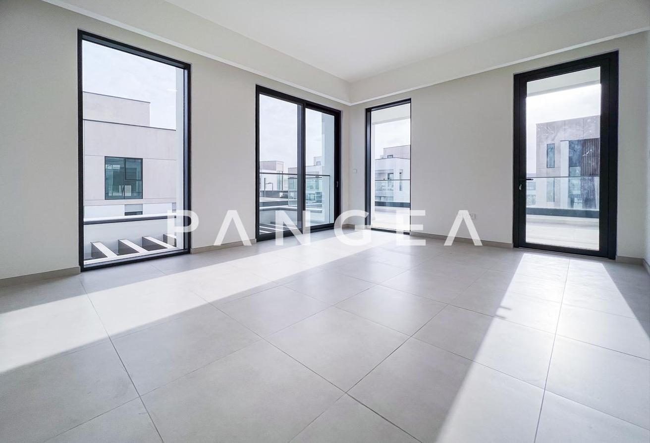 On Park | Corner Plot | Standalone photo 5