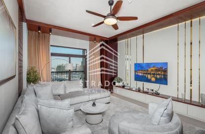 Apartment - 2 Bedrooms - 2 Bathrooms for sale in Lamtara 2 - Madinat Jumeirah Living - Umm Suqeim - Dubai