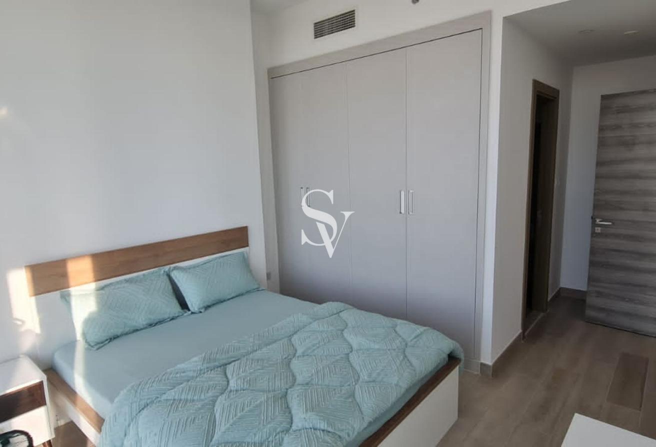 Furnished | Vacant | Balcony with Skyline View photo 18