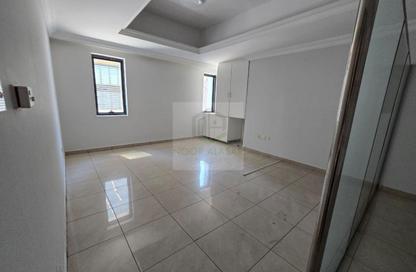Office Space - Studio - 2 Bathrooms for rent in Al Wasl Building - Al Wasl - Dubai