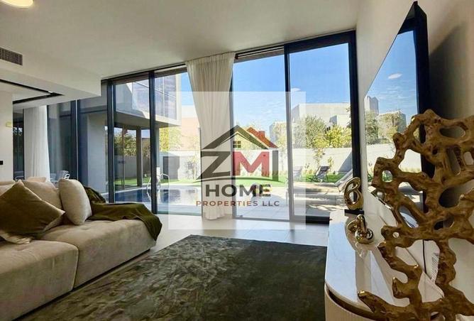 73881858 - Property Image 2