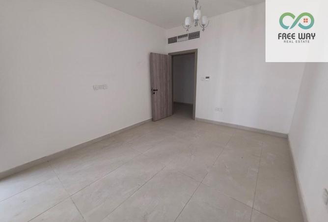 141912338 - Property Image 2