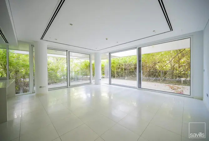 156017648 - Property Image 3