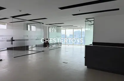 مكتب - استوديو للايجار في B2B  برج - الخليج التجاري - دبي