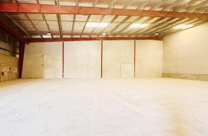 Warehouse - Studio for rent in Phase 2 - Dubai Investment Park (DIP) - Dubai