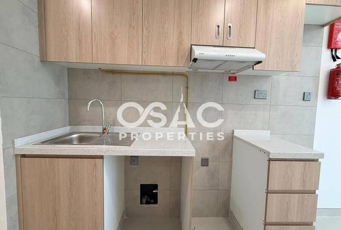 83649388 - Property Image 3