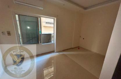 Apartment - Studio - 1 Bathroom for rent in Al Qulaya'ah - Al Sharq - Sharjah