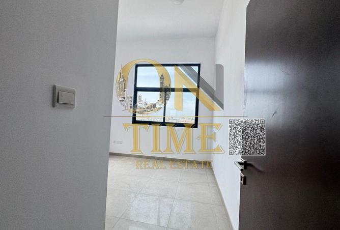 76588037 - صورة العقار 2