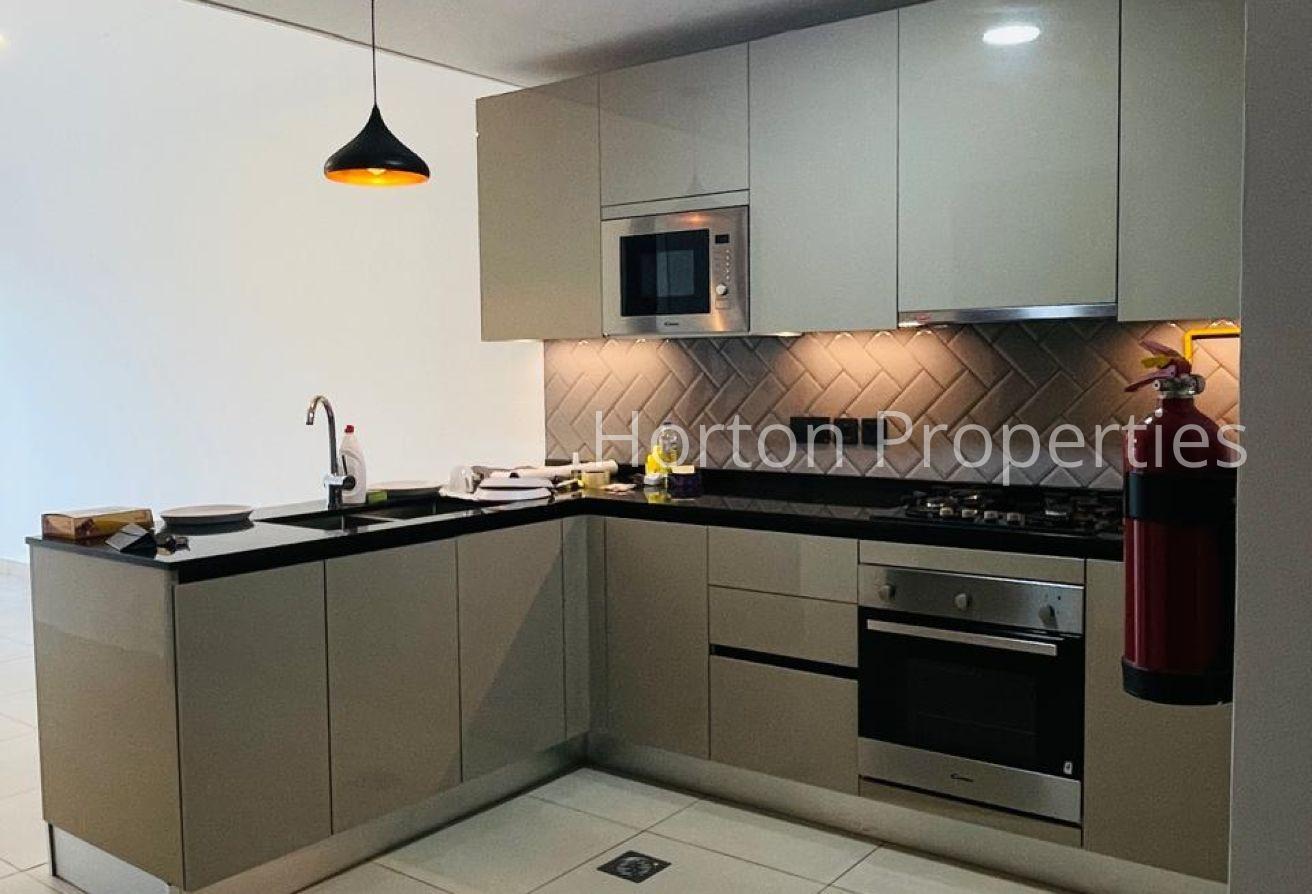COMMUNITY VIEW I FITTED KITCHEN I PRIME LOCATION photo 2