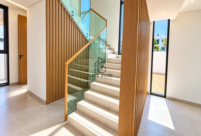156930228 - Property Image 2