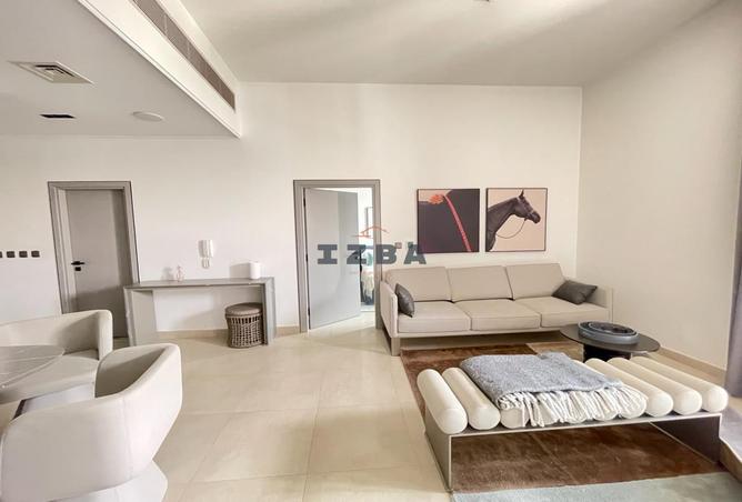 98709933 - Property Image 2