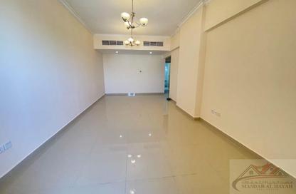 Apartment - 1 Bedroom - 2 Bathrooms for rent in Muwaileh 29 Building - Muwaileh - Sharjah