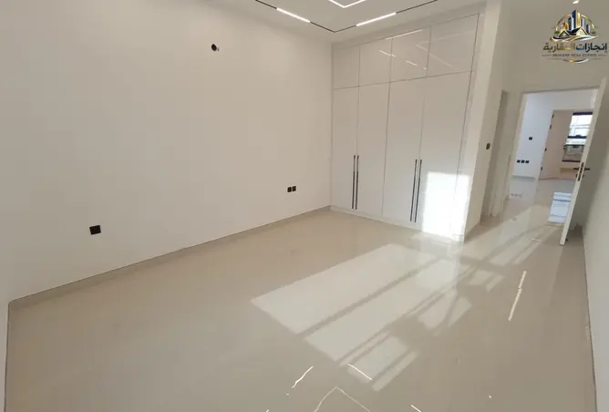 155518263 - Property Image 3