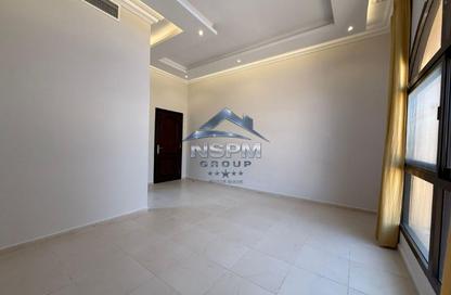 Apartment - Studio - 1 Bathroom for rent in Al Saada Street - Al Mushrif - Abu Dhabi Apartment - Studio - 1 Bathroom for rent in Al Saada Street - Al Mushrif - Abu Dhabi