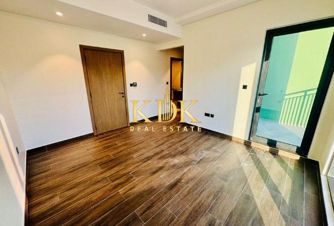 105128177 - Property Image 3