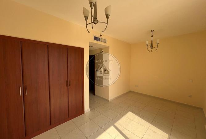 16093022 - Property Image 2