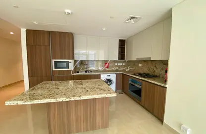 Apartment - 2 Bedrooms - 3 Bathrooms for rent in Imperial Avenue - Downtown Dubai - Dubai