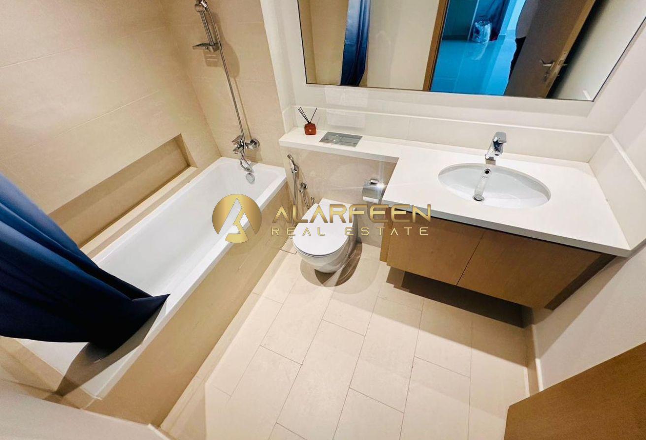 Bright 3BR Apartment | Harbour Views 1 | City photo 11