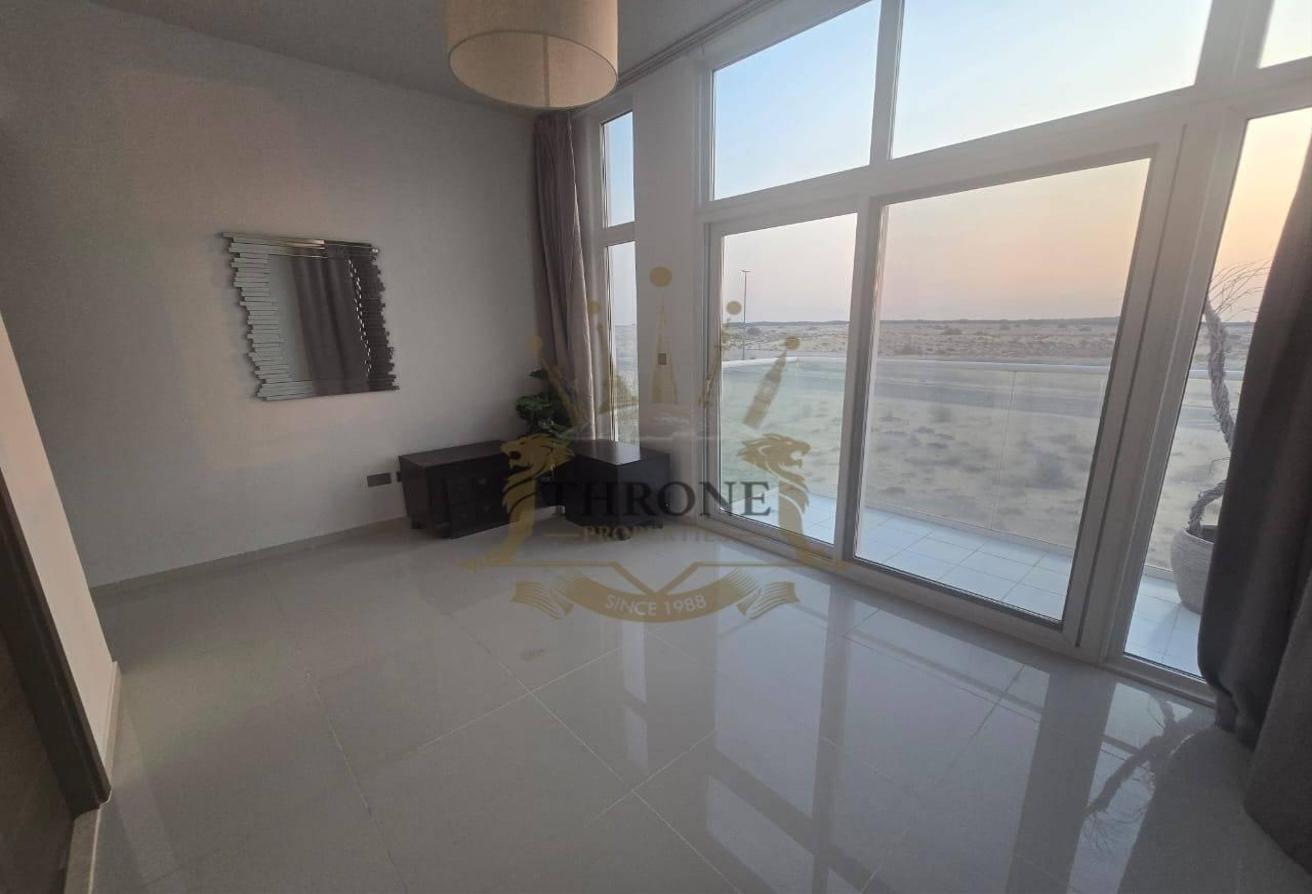 L SHAPED GARDEN WITH PREMIUM STYLED INTERIOR photo 3