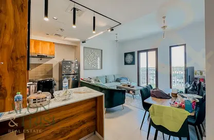 شقة - 2 غرف نوم - 2 حمامات للايجار في 4A شقق زهرة النسيم - زهرة بريز أبارتمنتس 4 - شقق زهرة النسيم - تاون سكوير - دبي