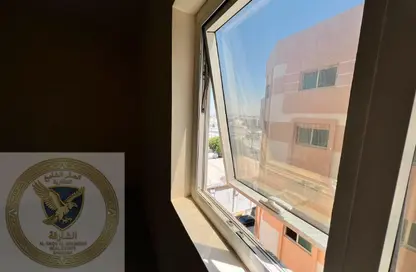 شقة - غرفة نوم - 1 حمام للايجار في بناية البطينة 9 - البطينة - الشارقة