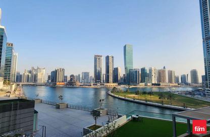 Apartment - 1 Bedroom - 2 Bathrooms for rent in Bay's Edge - Business Bay - Dubai