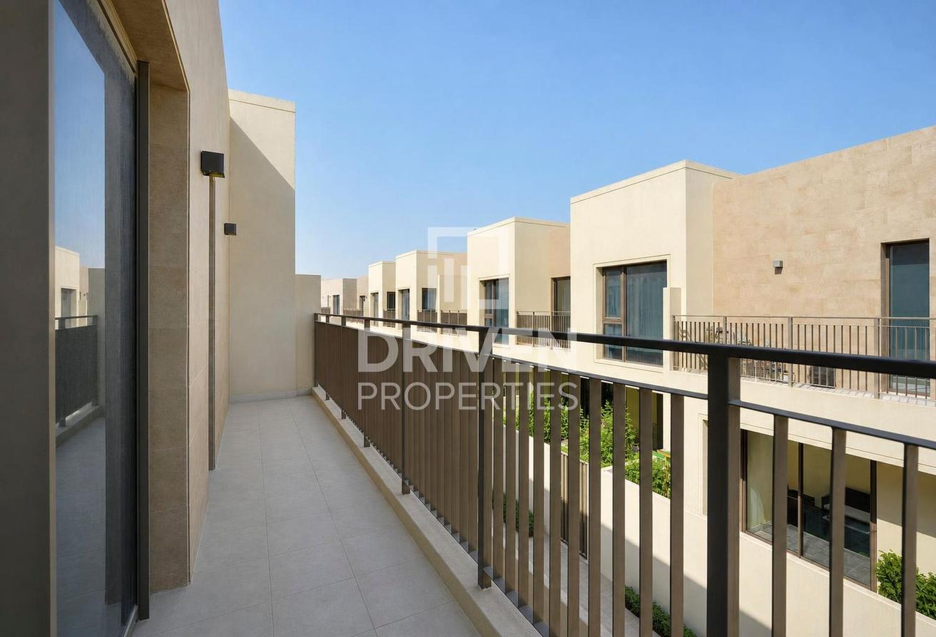 Infront Of Amenities | Vacant | Chiller Free photo 22