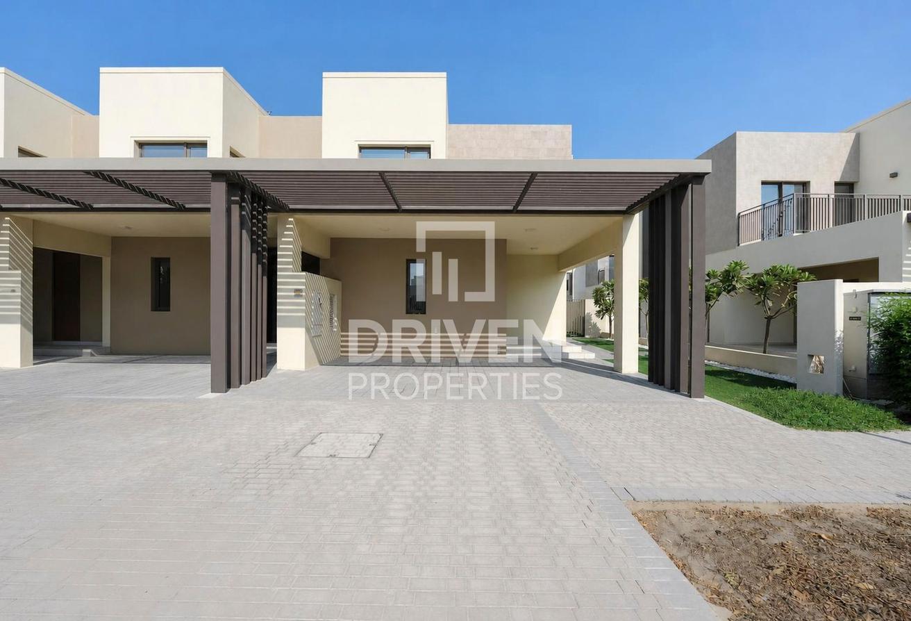 Infront Of Amenities | Vacant | Chiller Free photo 30