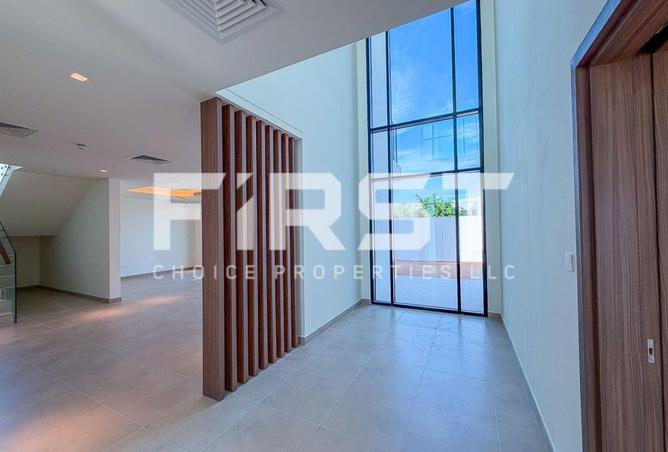 2OlatNGEwAy - Property Image 3